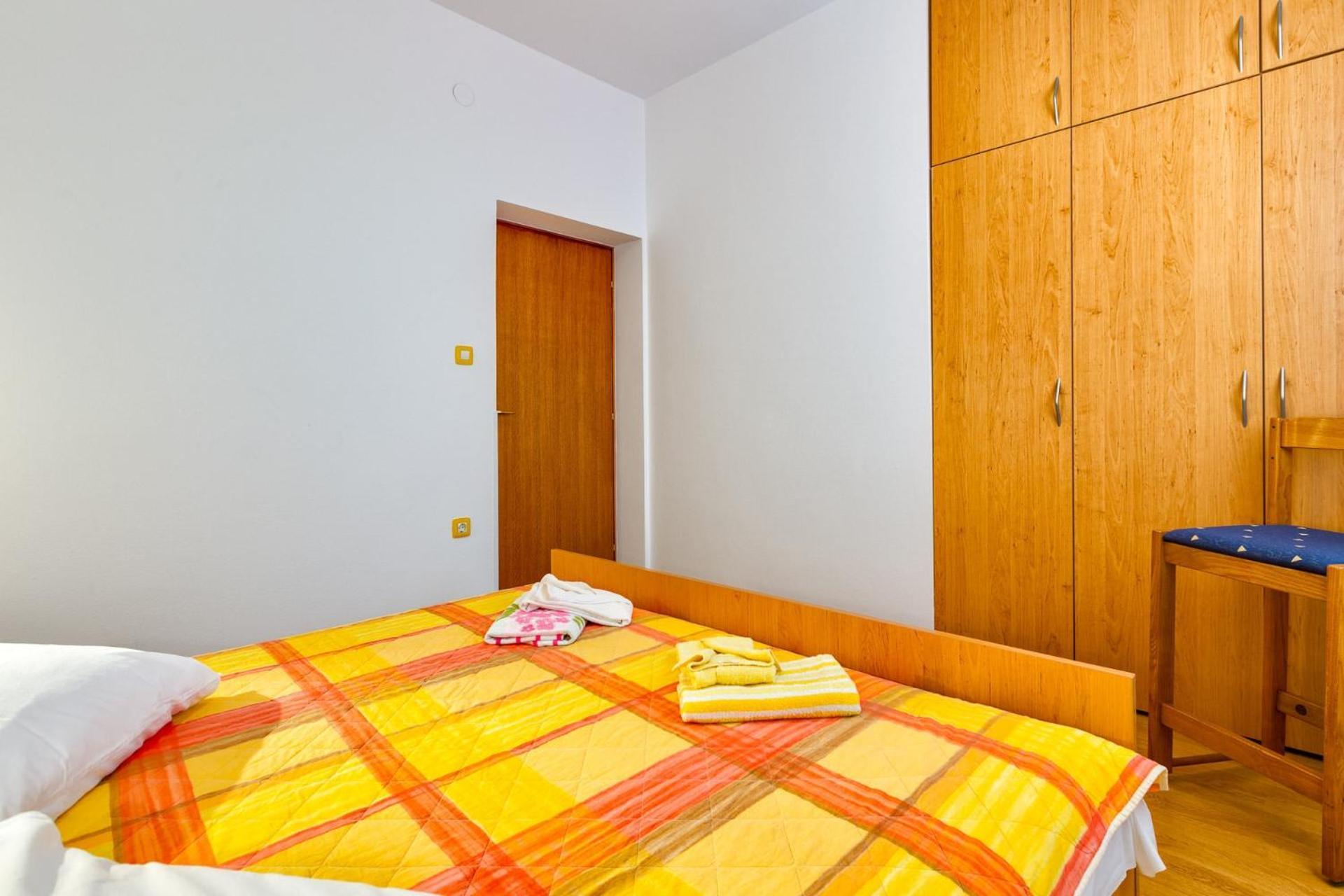 Apartments With A Parking Space Малий Лошинь Номер фото