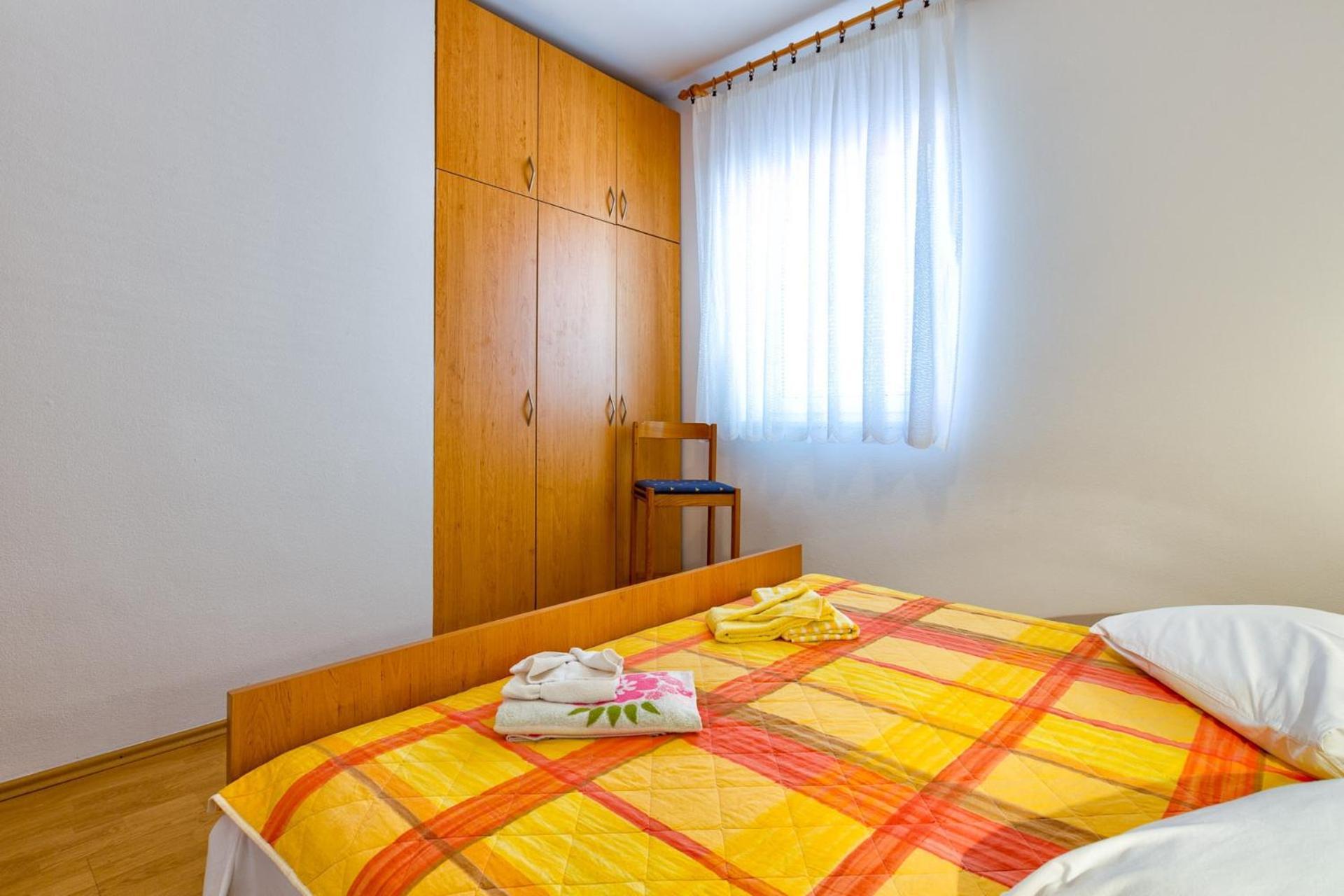 Apartments With A Parking Space Малий Лошинь Номер фото